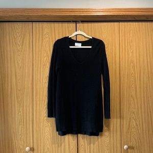 Black old navy sweater